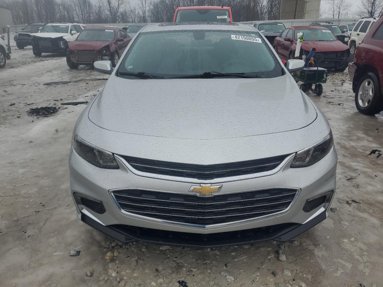 2017 Chevrolet Malibu - Image 5