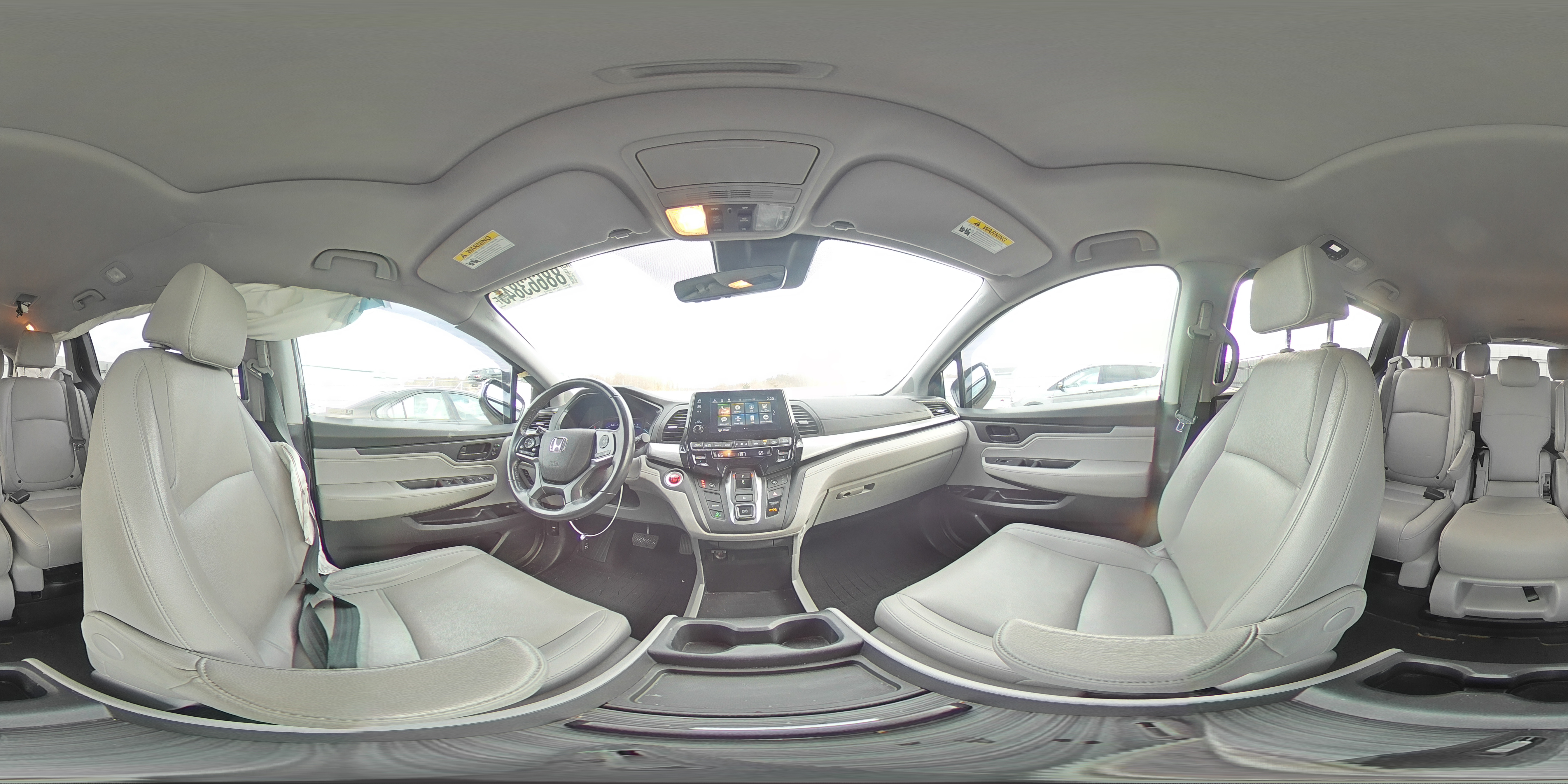 2018 Honda Odyssey - Image 13
