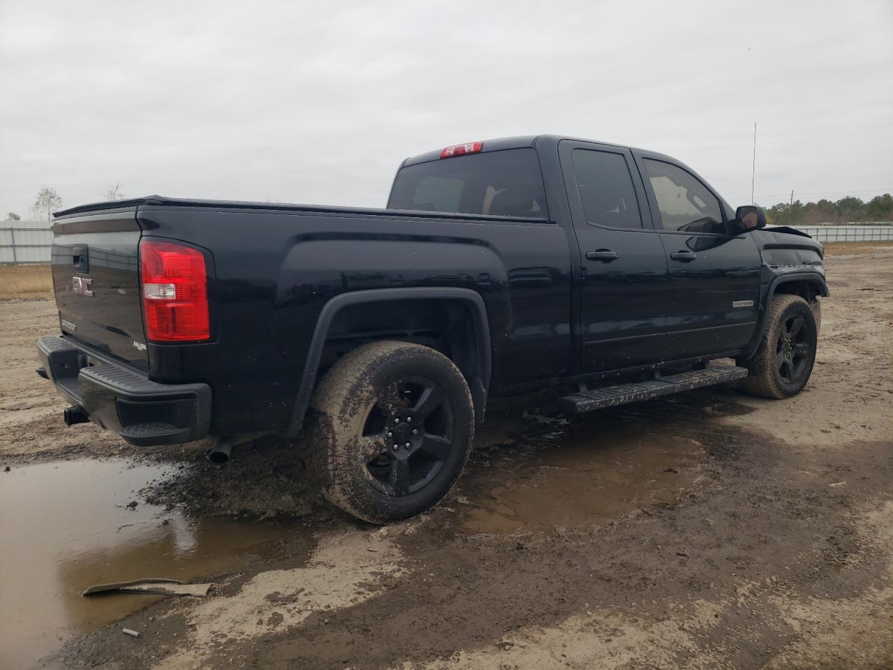 2016 GMC Sierra - Image 3