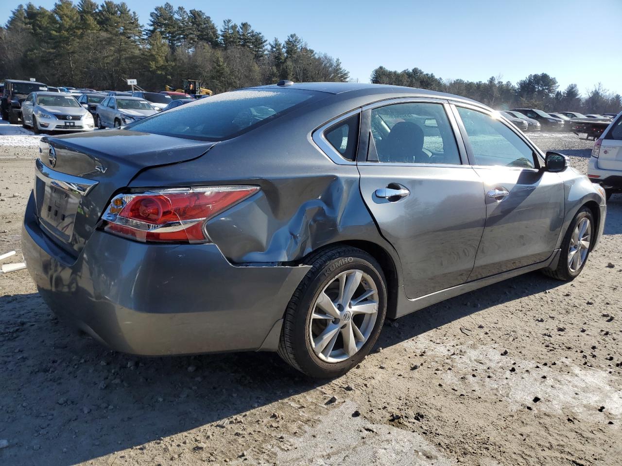 2015 Nissan Altima - Image 3