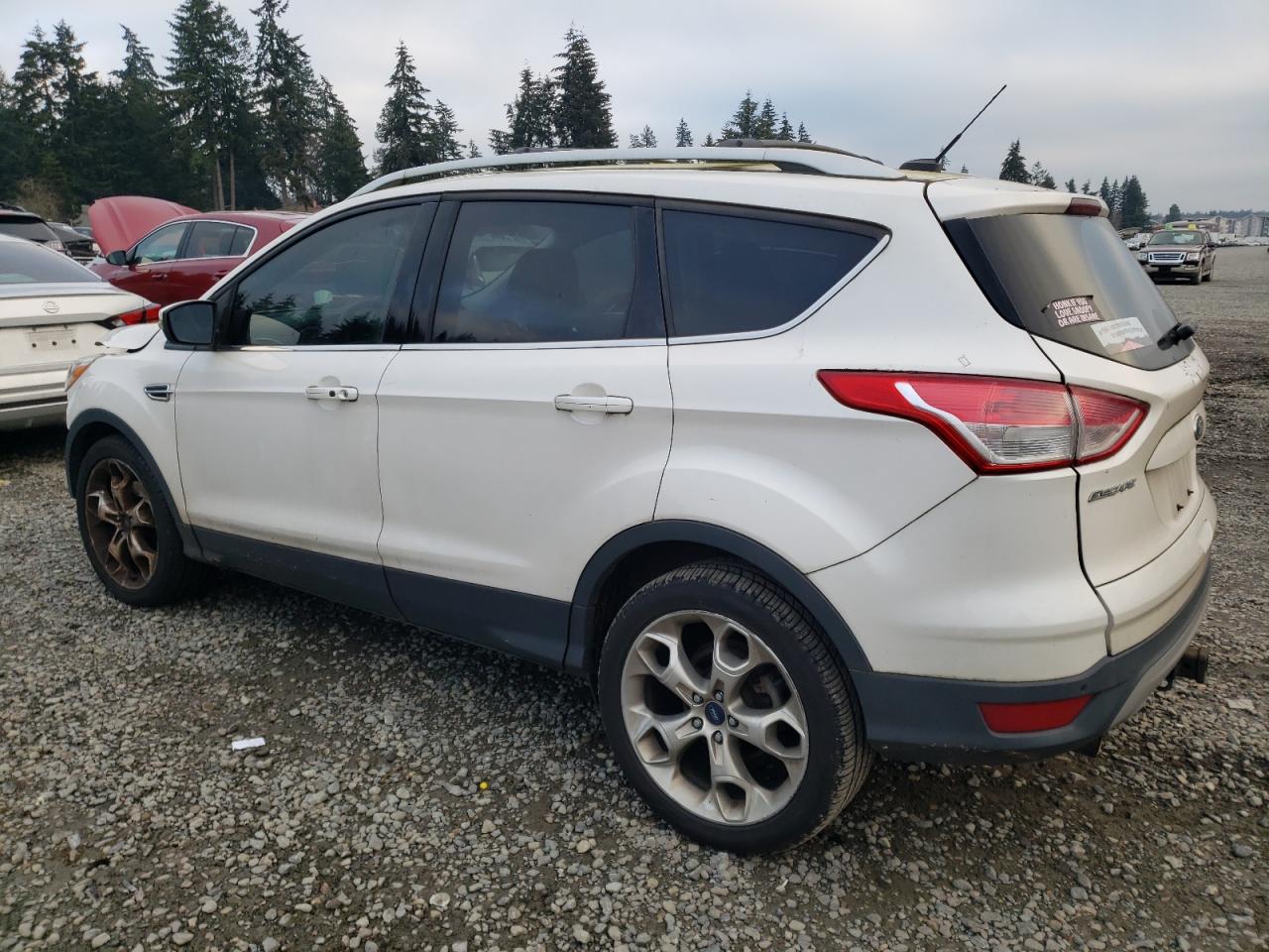 VIN 1FMCU9J98DUB15829 2013 FORD ESCAPE no.2