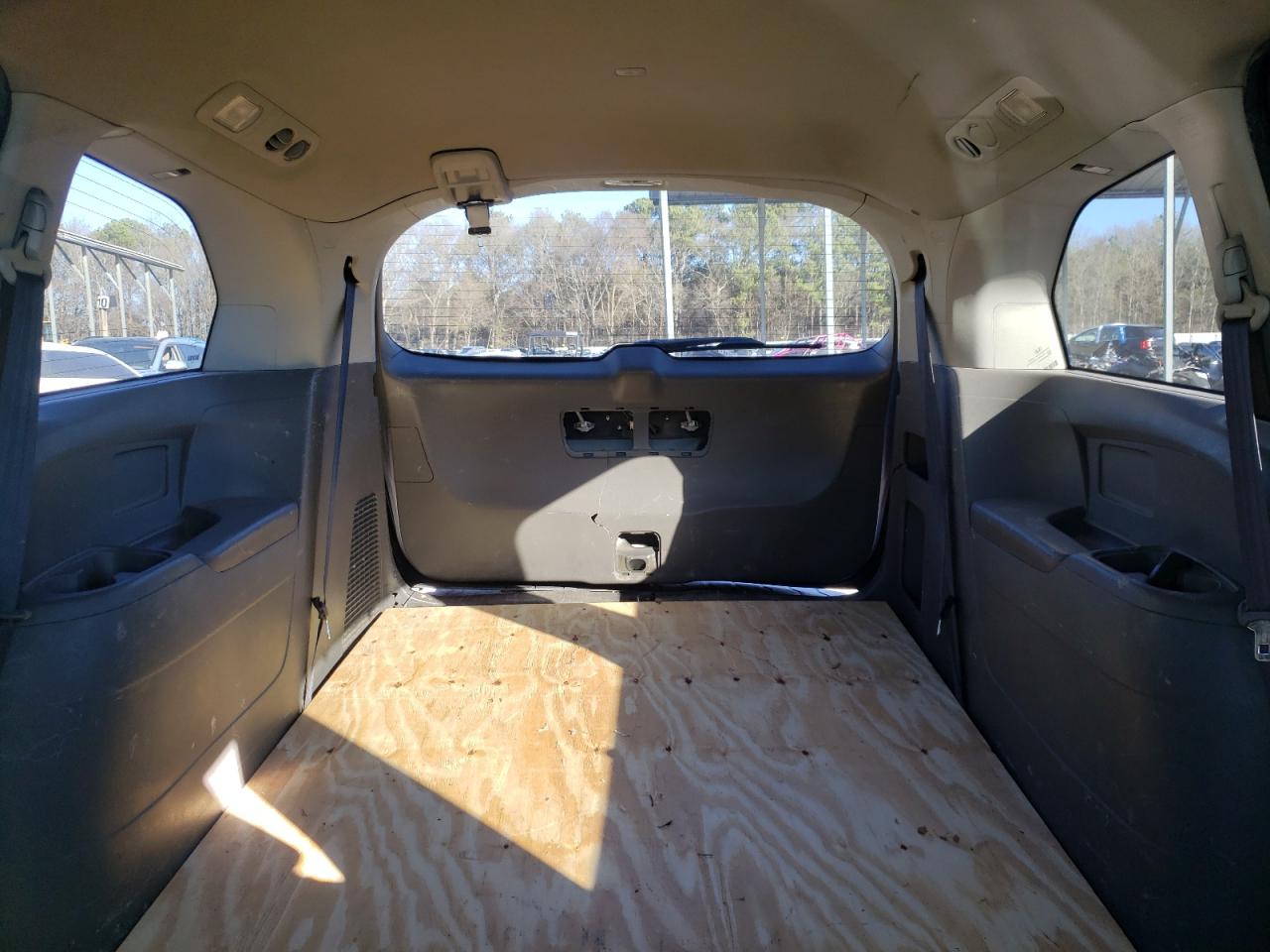 2015 Honda Odyssey - Image 10