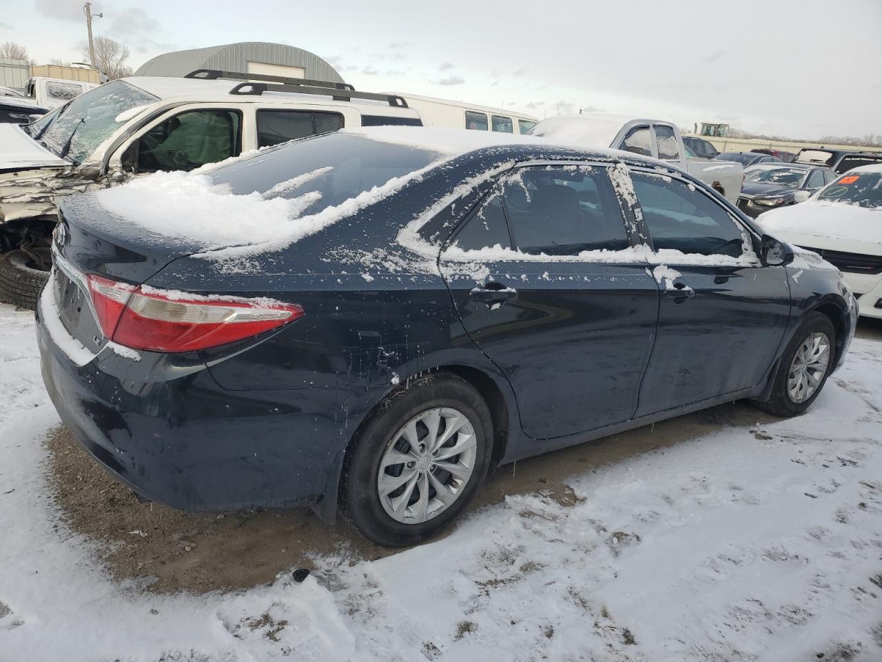 2015 Toyota Camry - Image 3