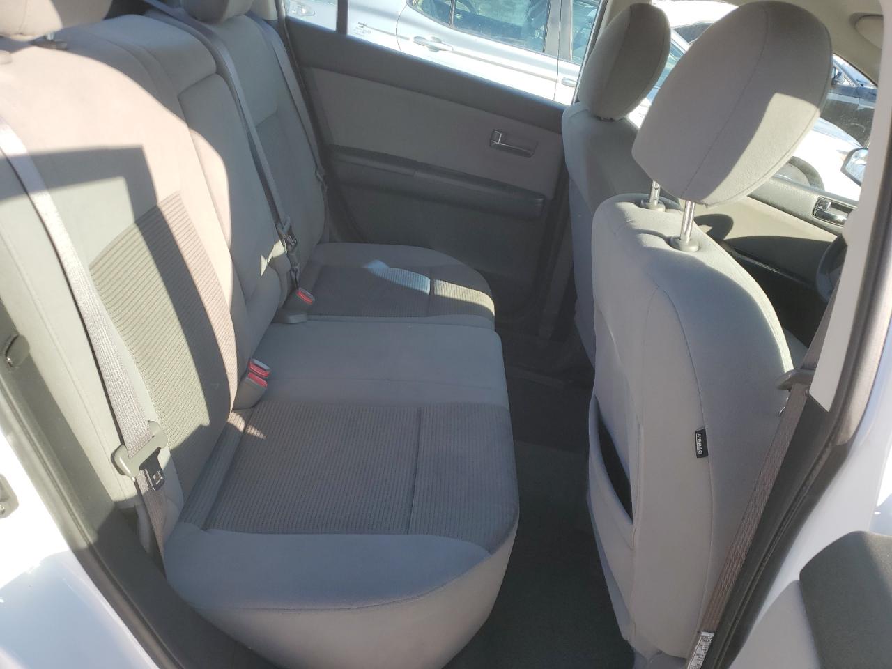 2012 Nissan Sentra - Image 10