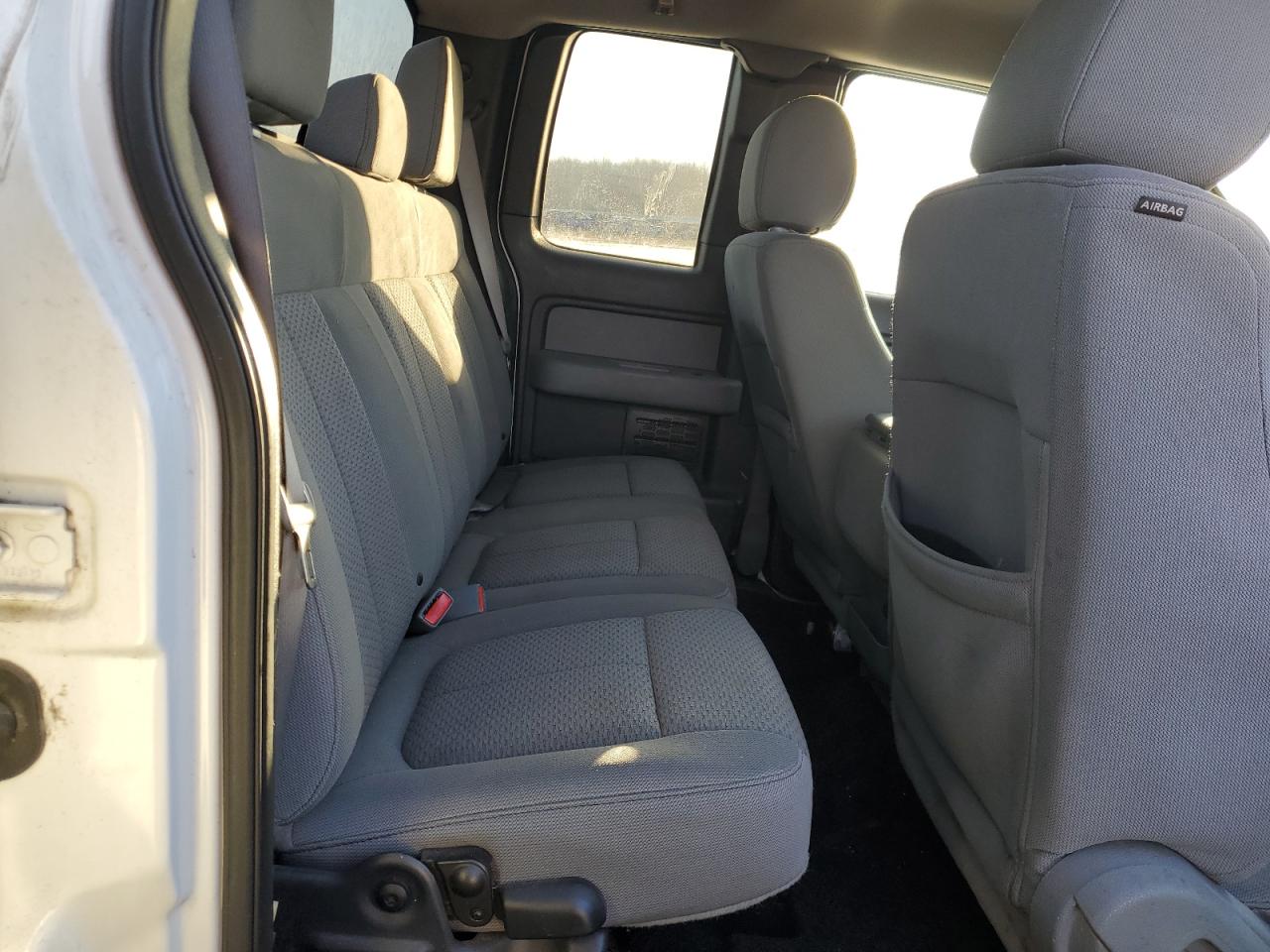 2013 Ford F-150 - Image 10