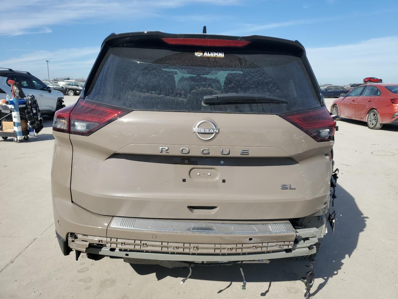 2024 Nissan Rogue - Image 6