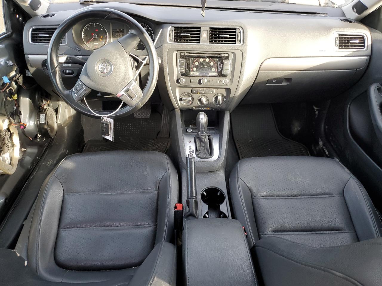 2014 Volkswagen Jetta - Image 8