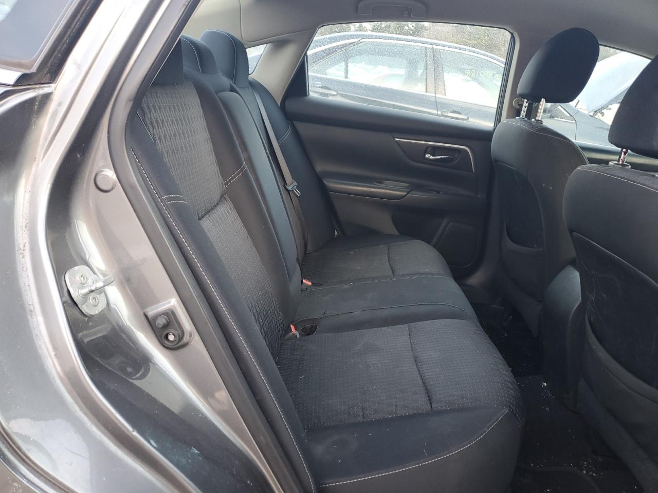 2016 Nissan Altima - Image 10