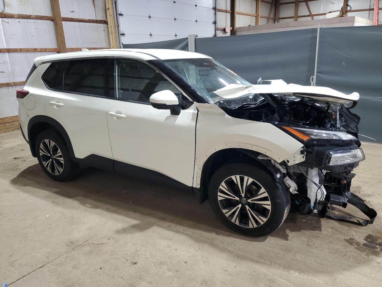 2021 Nissan Rogue - Image 4