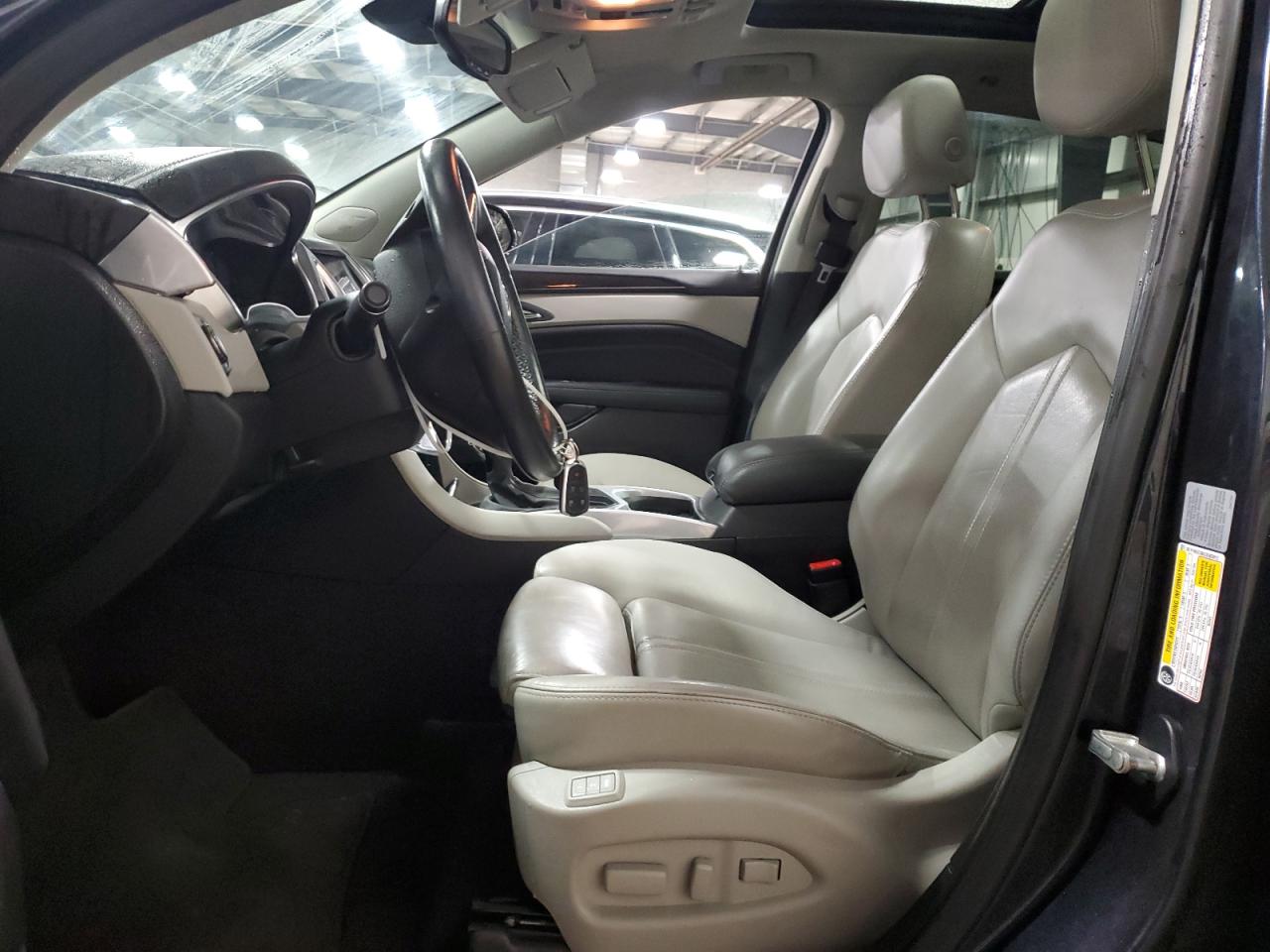 2016 Cadillac SRX - Image 7