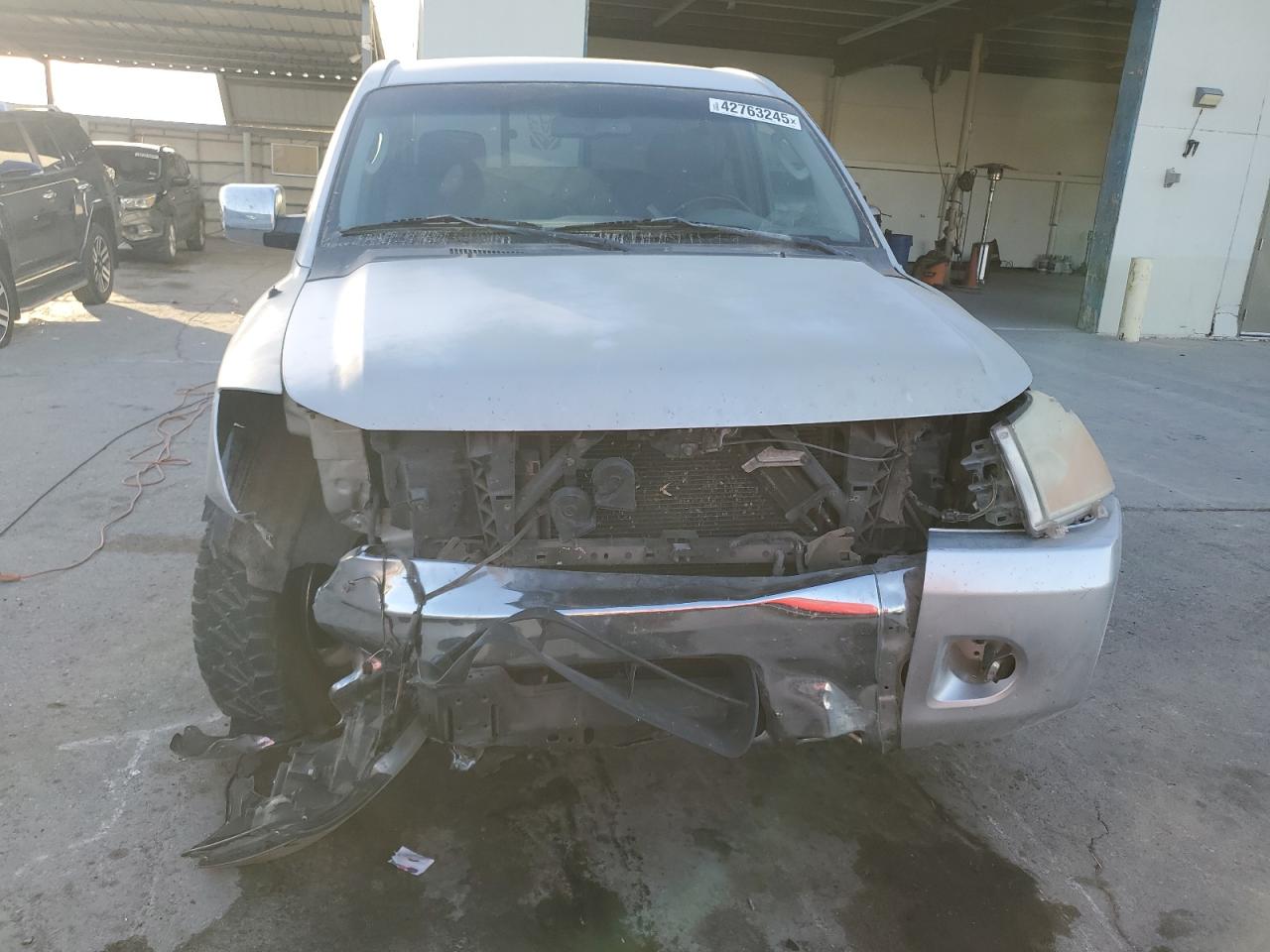 2010 Nissan Titan - Image 5