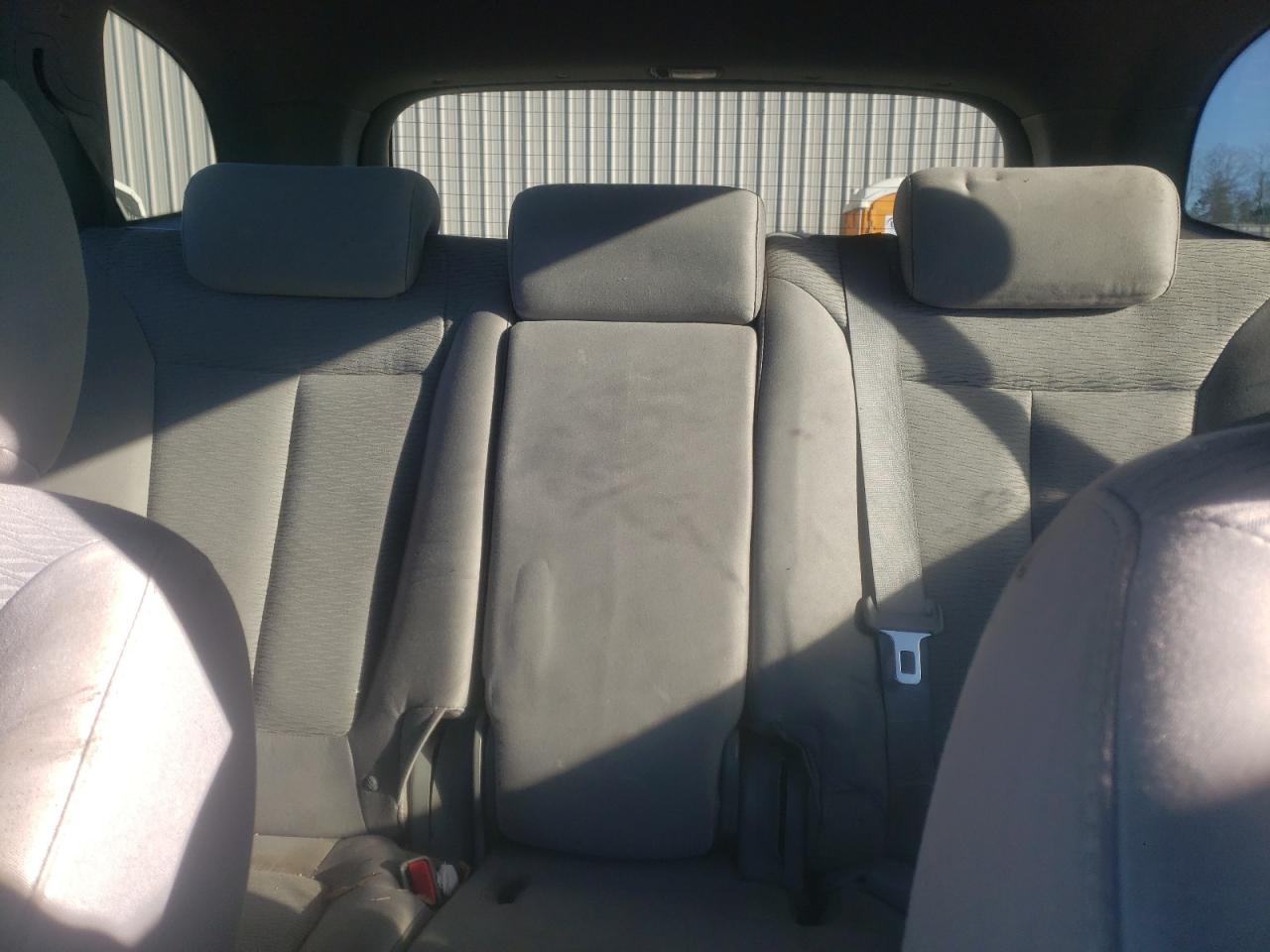 2008 Hyundai Santa Fe - Image 10