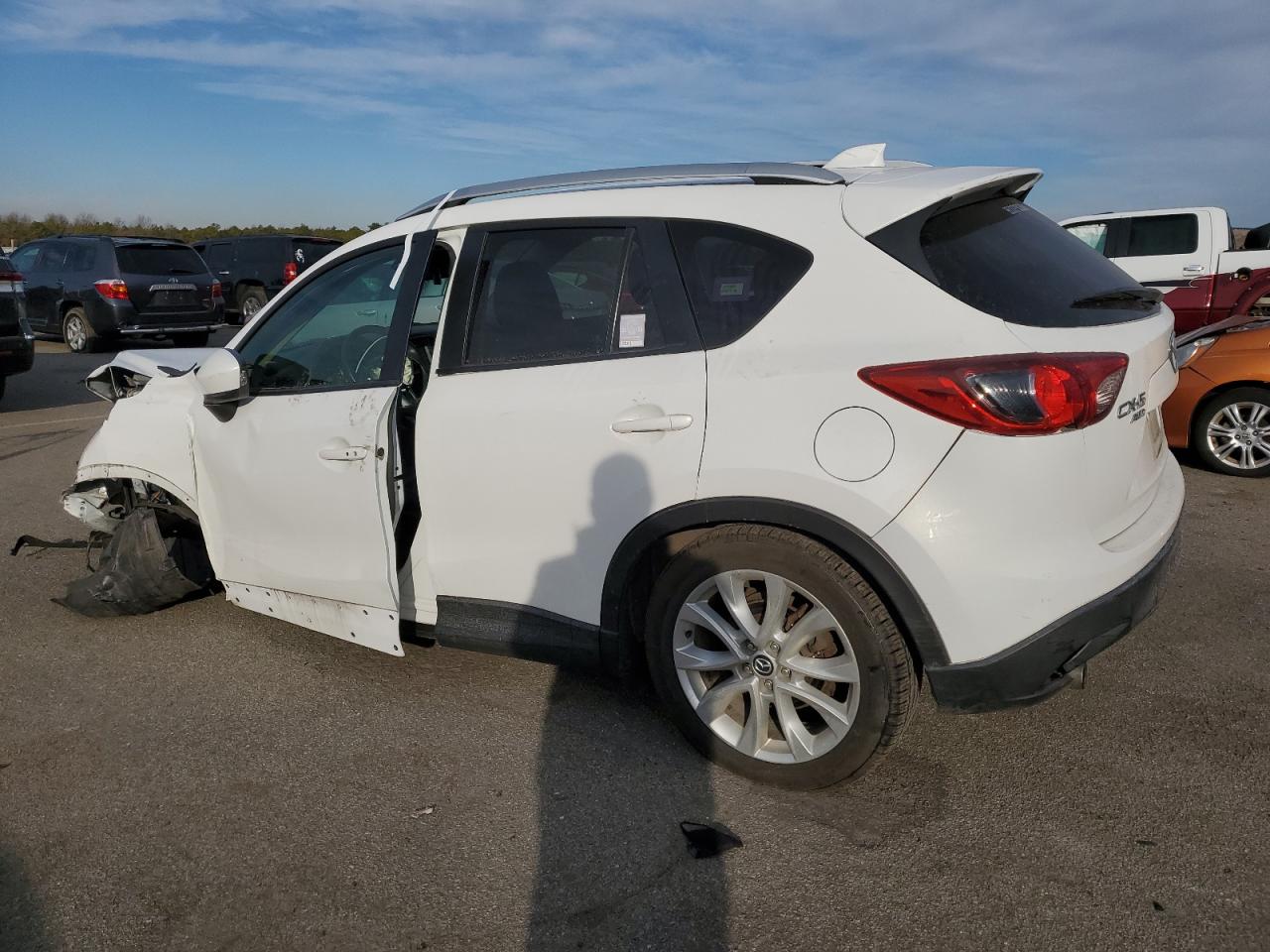 2014 Mazda CX-5 - Image 2