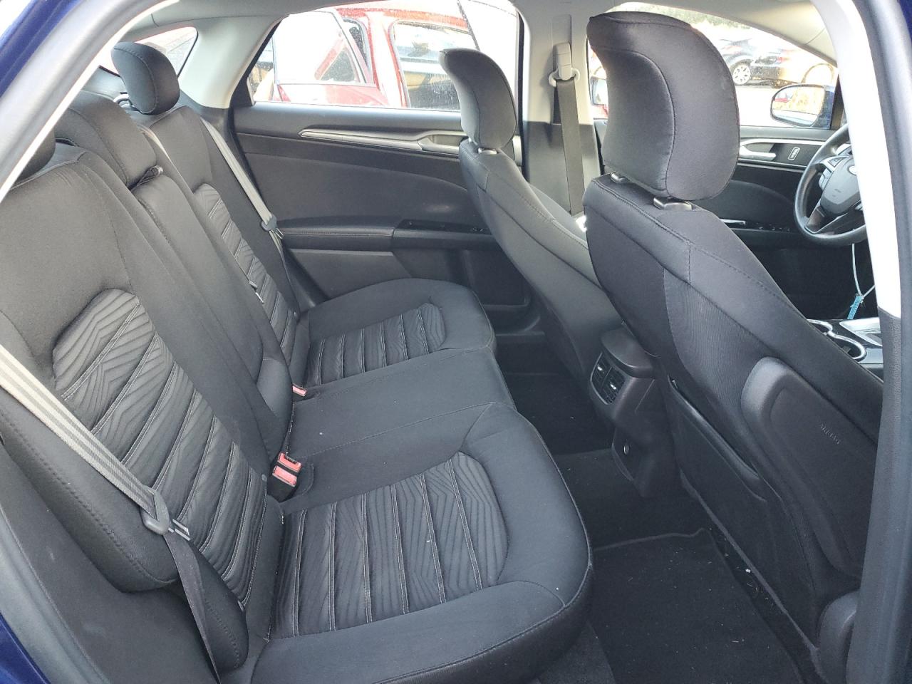 2016 Ford Fusion - Image 10