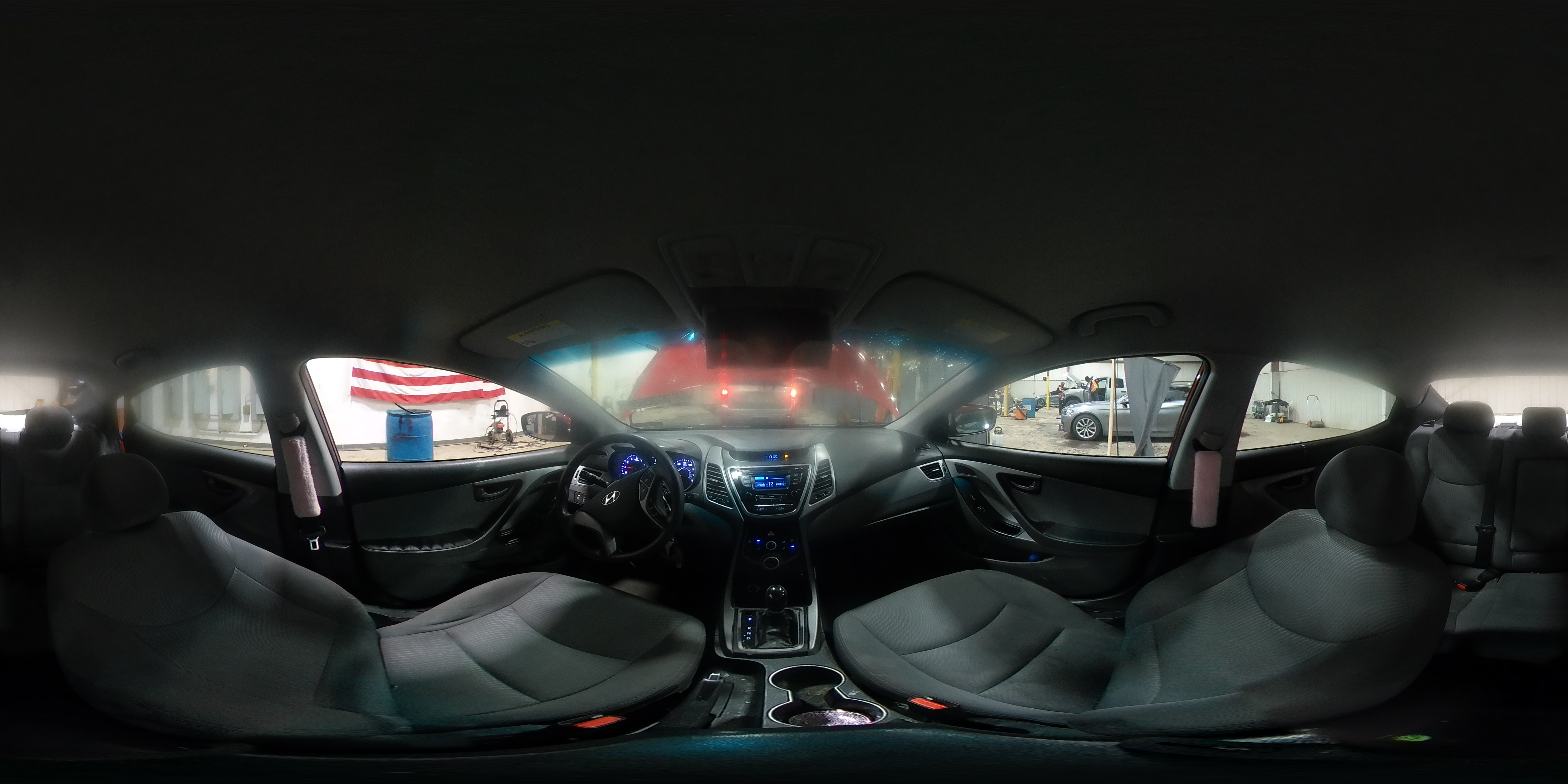 2015 Hyundai Elantra - Image 14