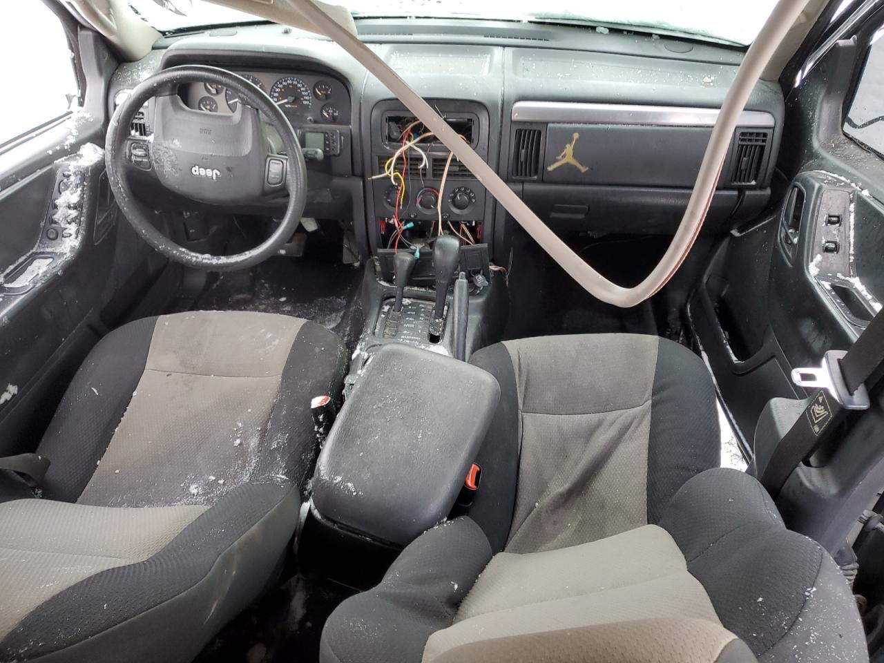 2004 Jeep Grand Cherokee - Image 8