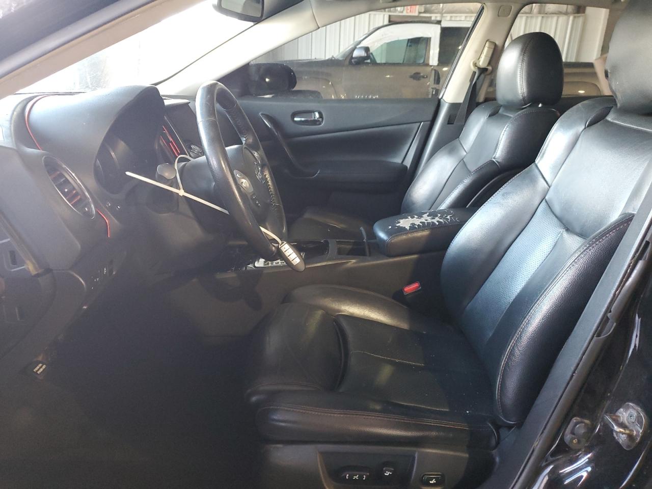 2010 Nissan Maxima - Image 7