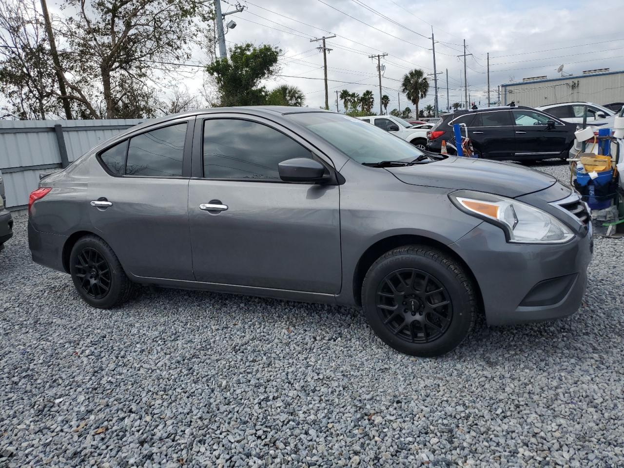 2019 Nissan Versa - Image 4