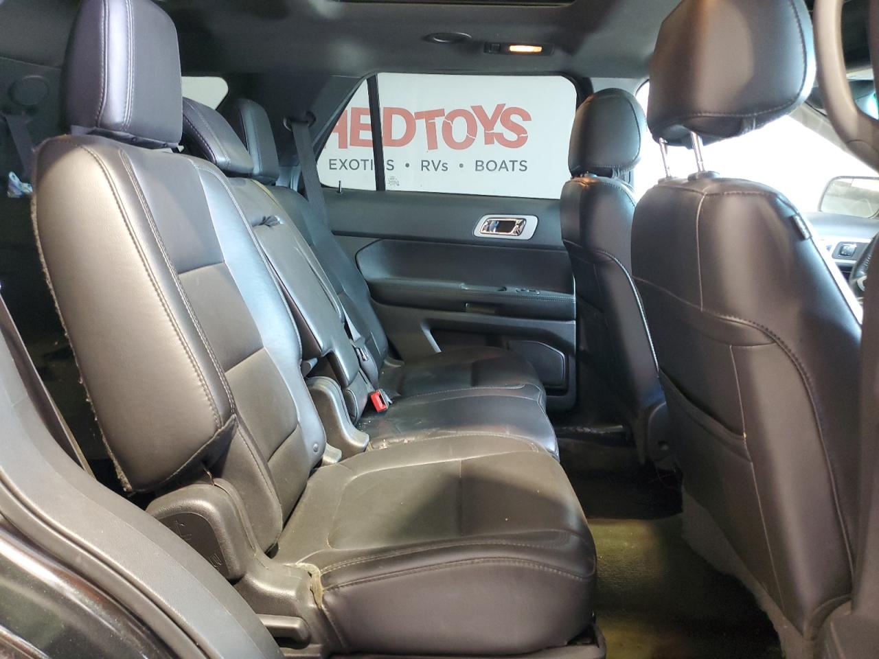 2014 Ford Explorer - Image 10