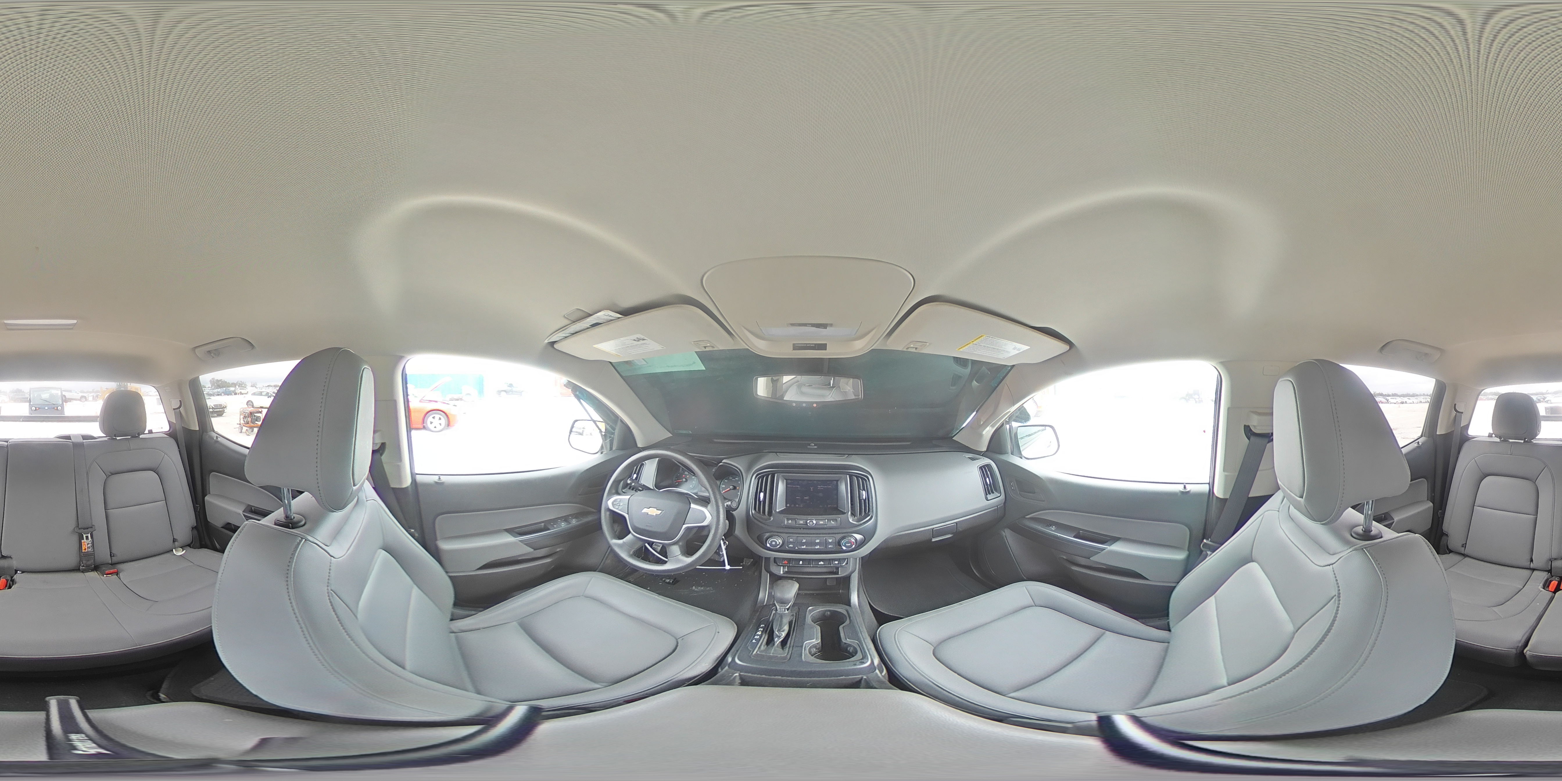 2022 Chevrolet Colorado - Image 13