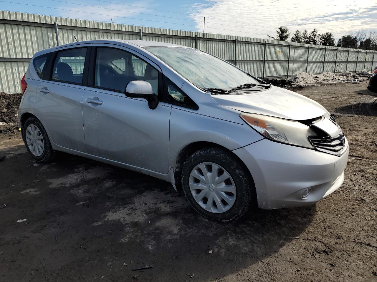 2014 Nissan Versa - Image 4