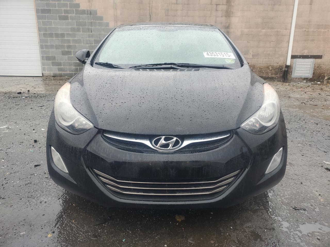 2013 Hyundai Elantra - Image 5