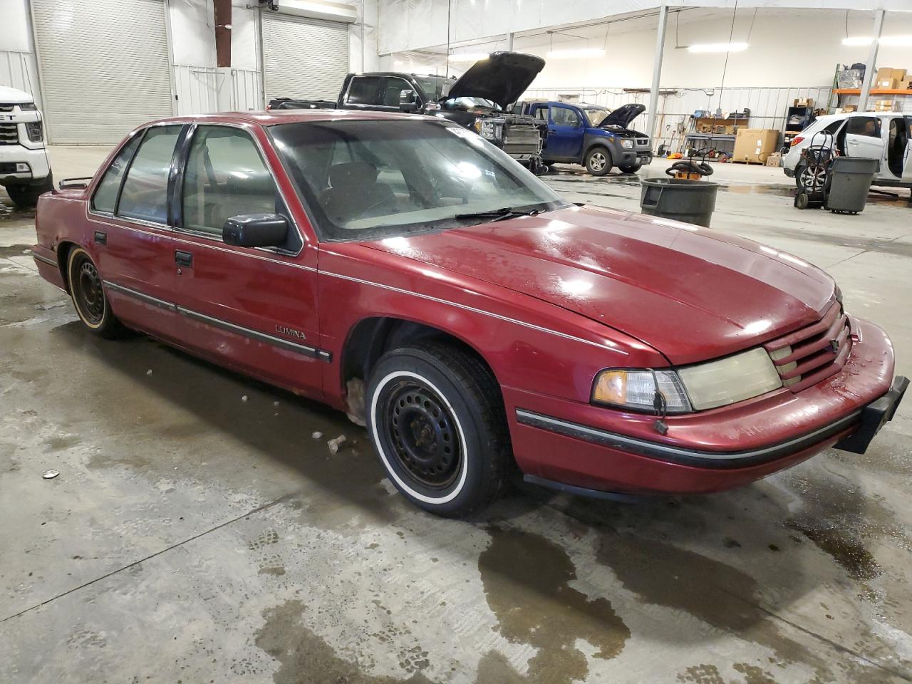 1994 Chevrolet Lumina - Image 4