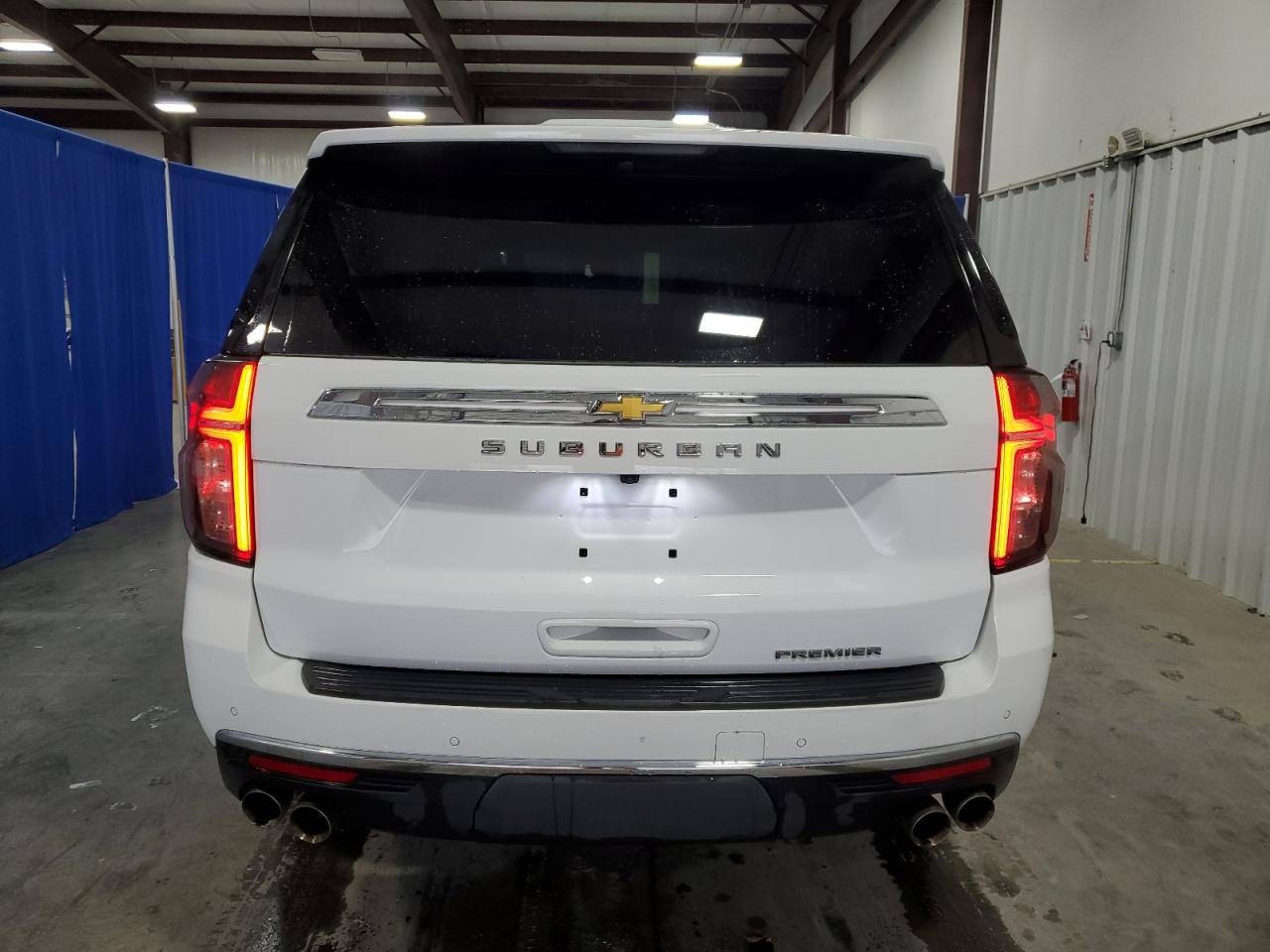 2023 Chevrolet Suburban - Image 6