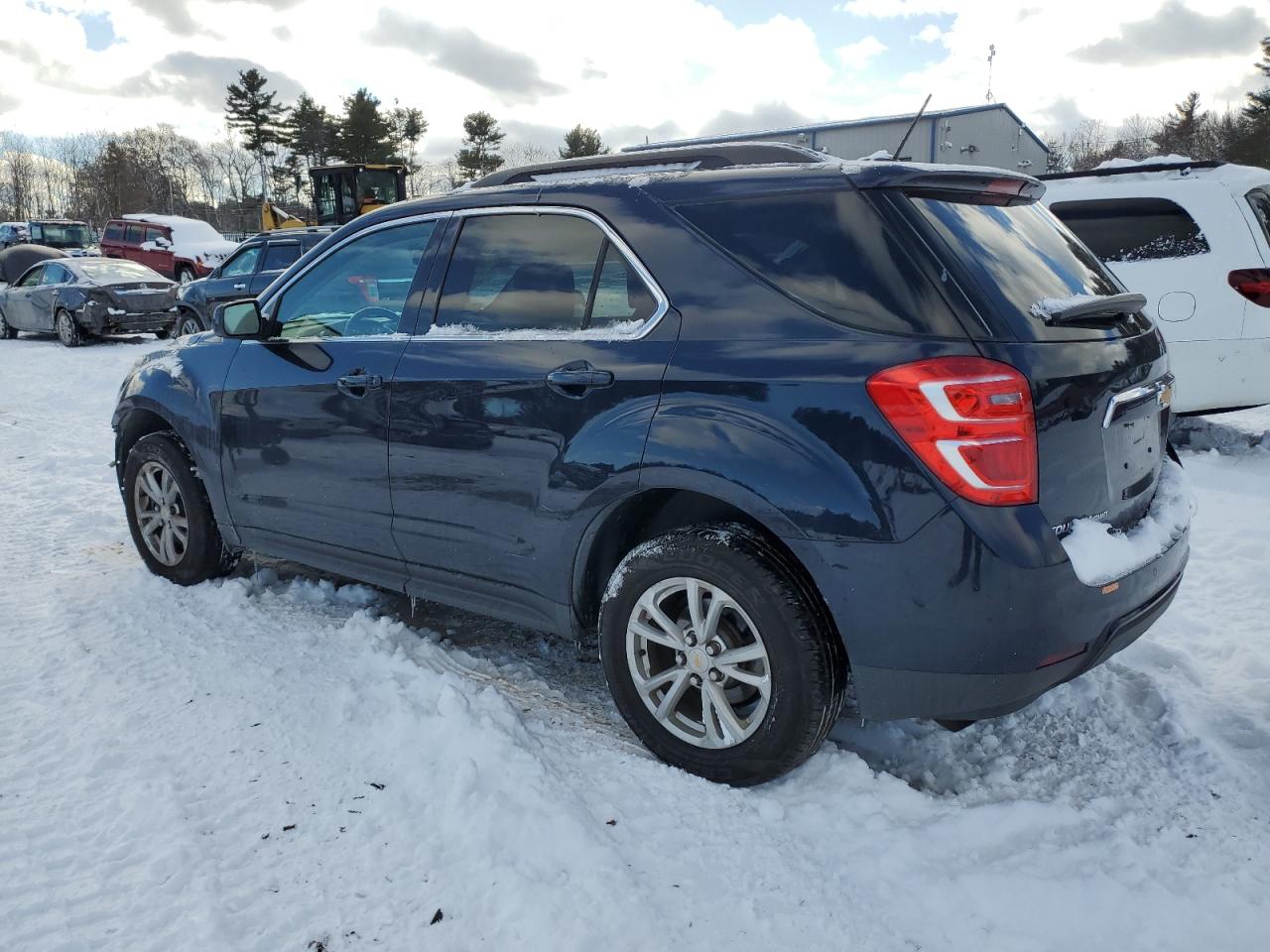 2017 Chevrolet Equinox - Image 2