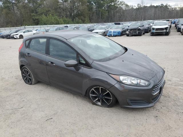 Хетчбеки FORD FIESTA 2017 Сірий