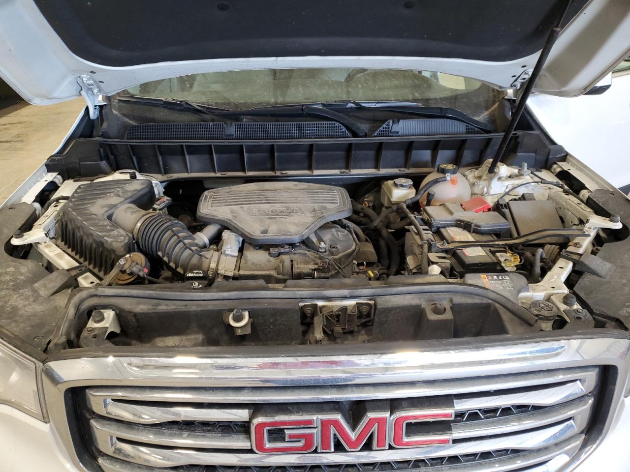 2017 GMC Acadia - Image 12