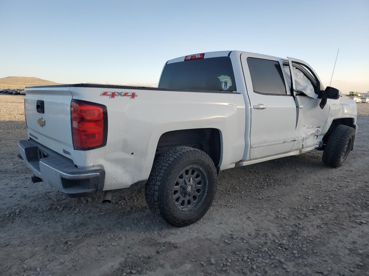 2017 Chevrolet Silverado - Image 3