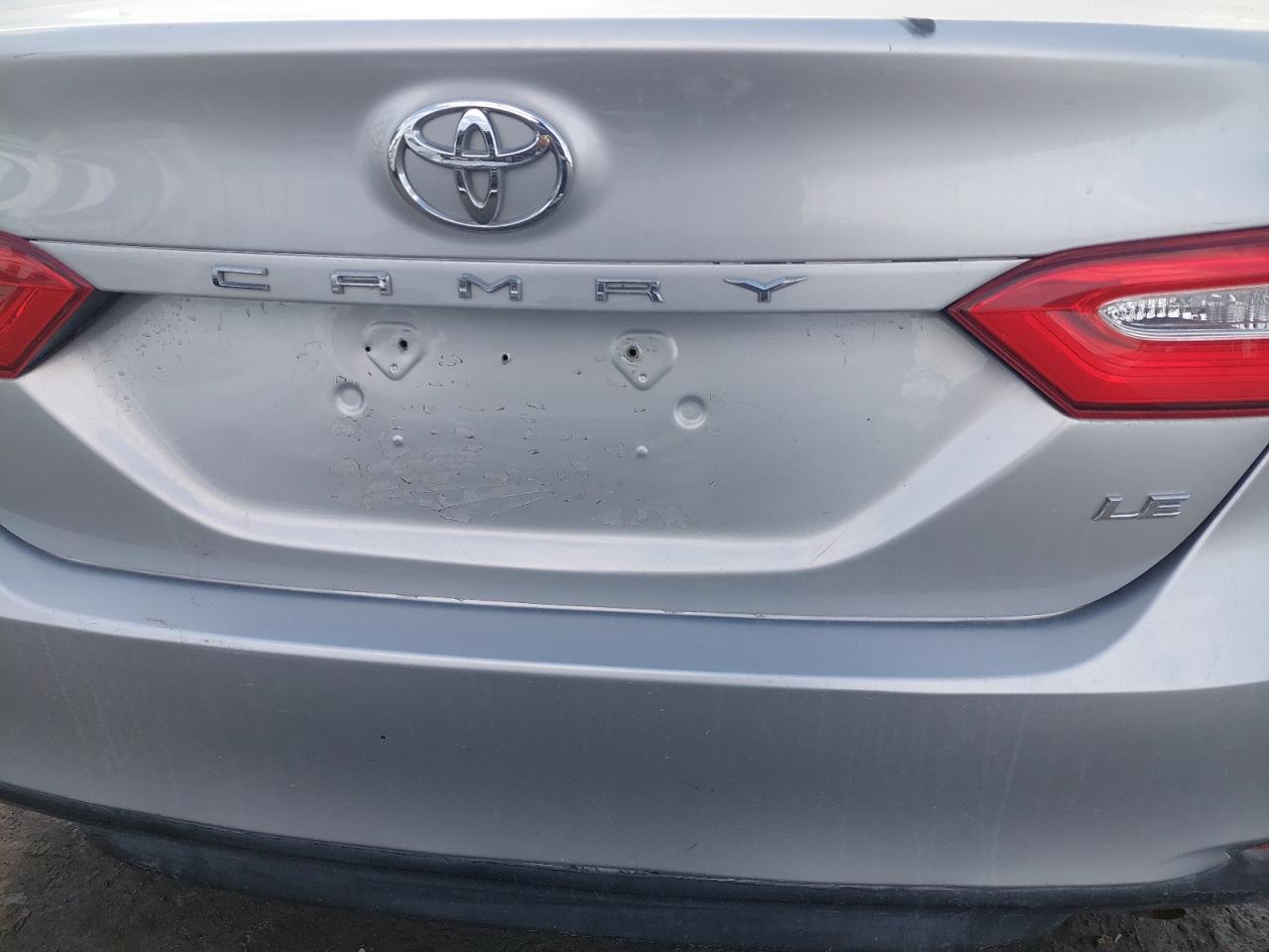 JTNBF9HK0J3007656 - 2018 Toyota Camry - #41358395