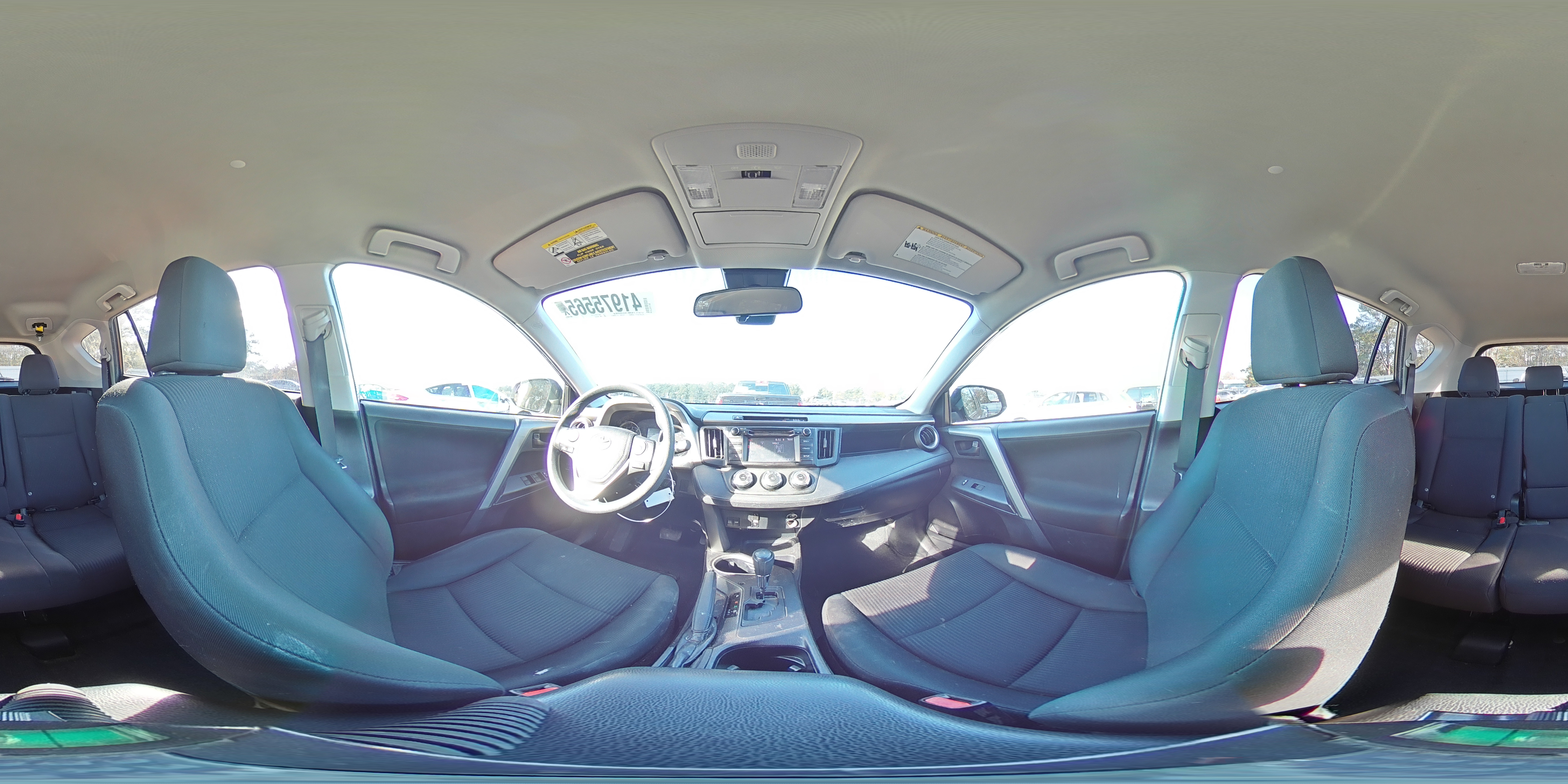 2018 Toyota RAV 4 - Image 15