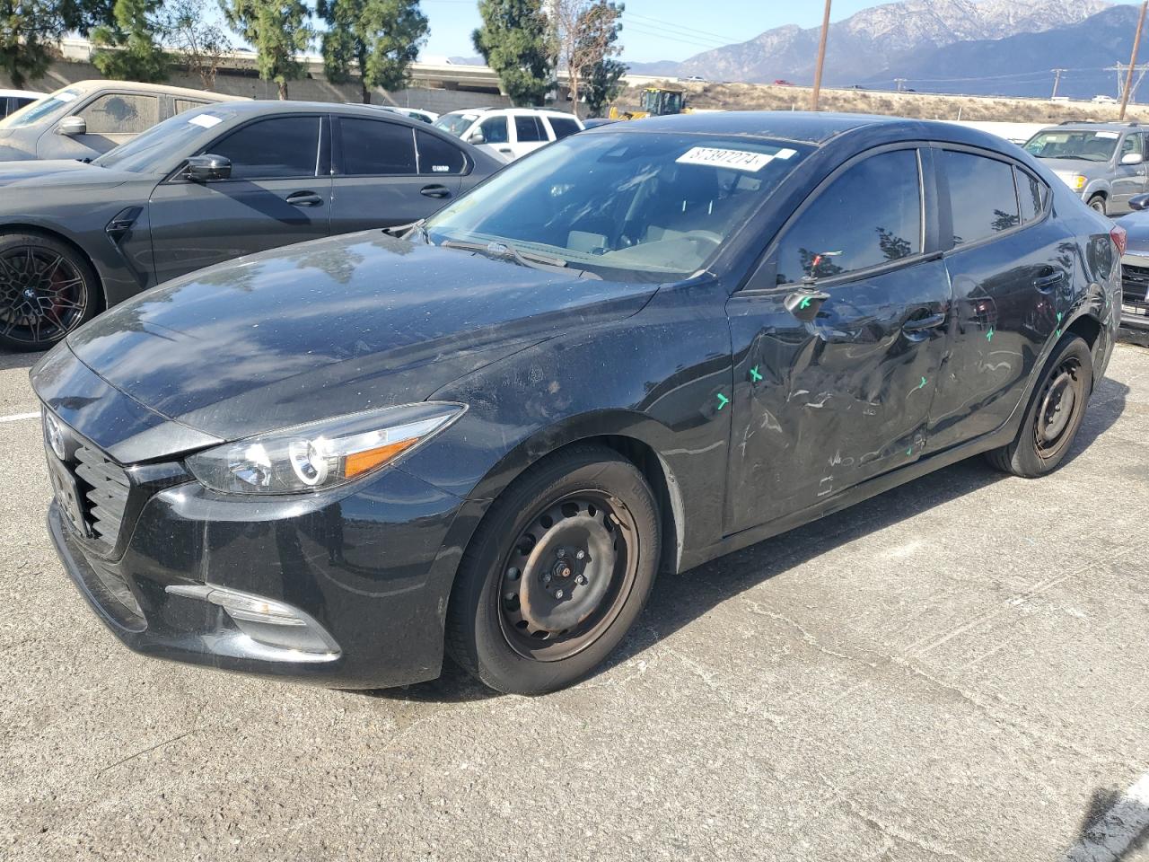 VIN 3MZBN1U77JM215863 2018 MAZDA 3 no.1