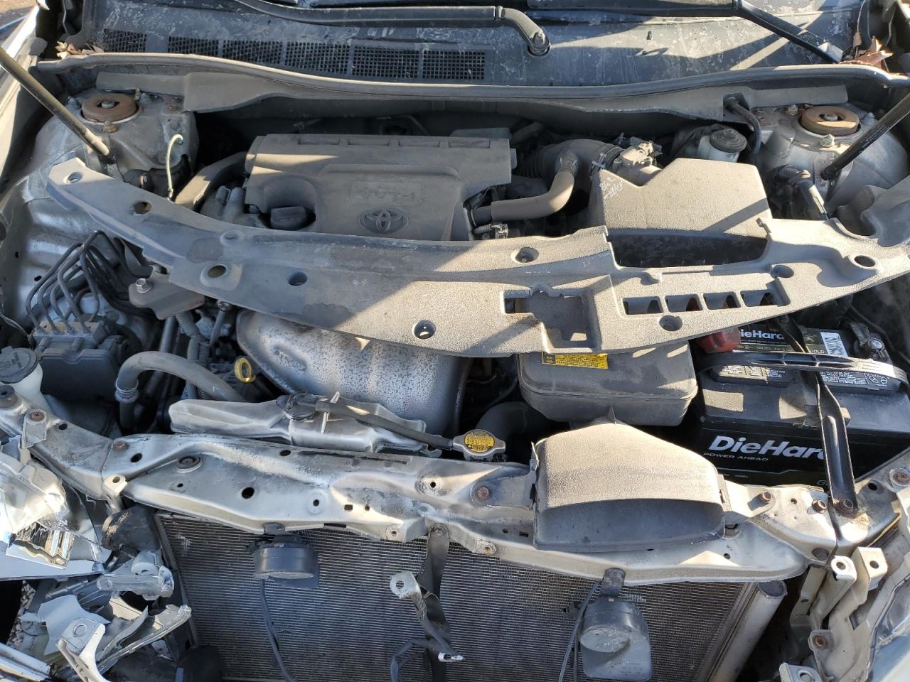 2014 Toyota Camry - Image 11