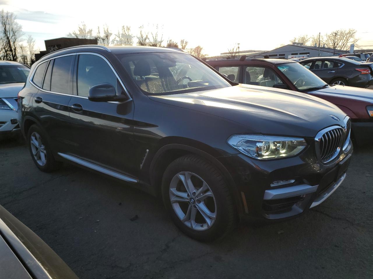 VIN 5UXTR9C54KLP76694 2019 BMW X3 no.4