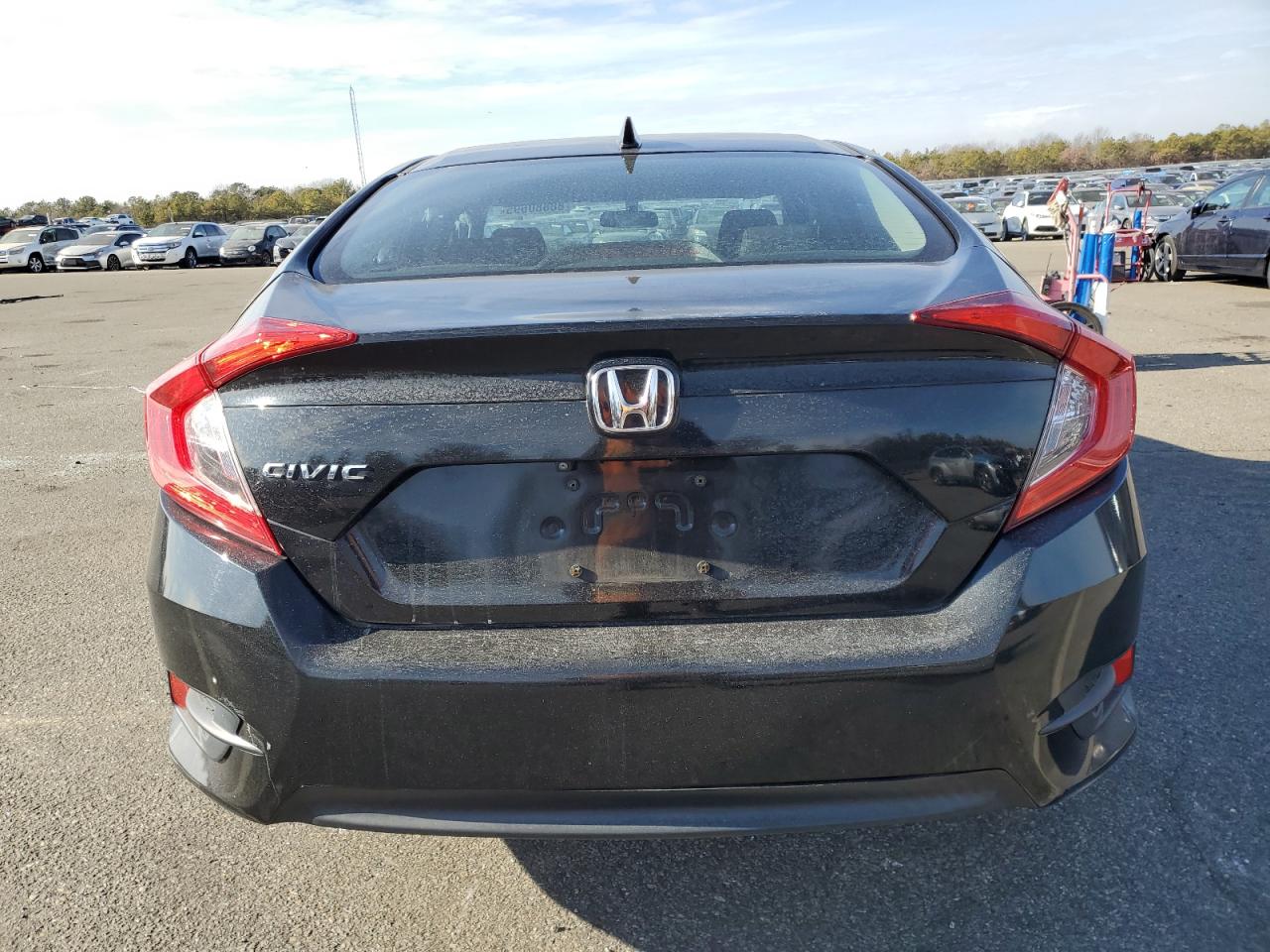 2017 Honda Civic - Image 6