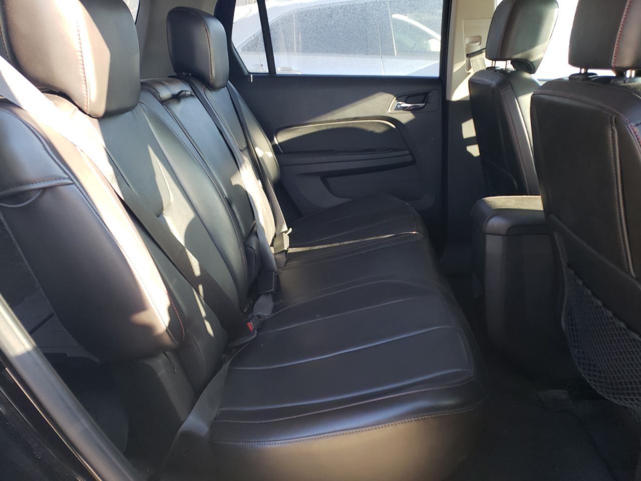 2010 GMC Terrain - Image 11