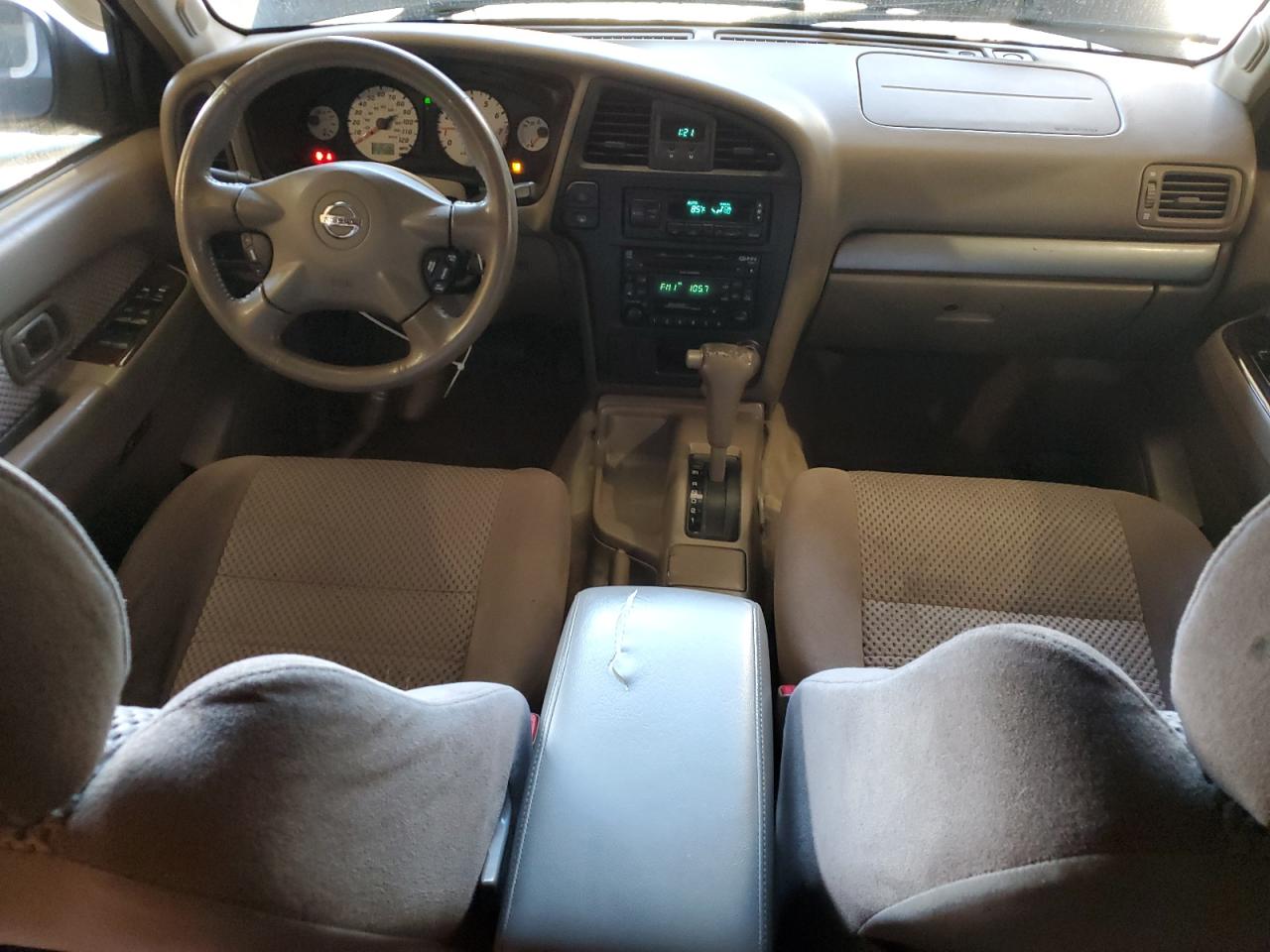2004 Nissan Pathfinder - Image 8