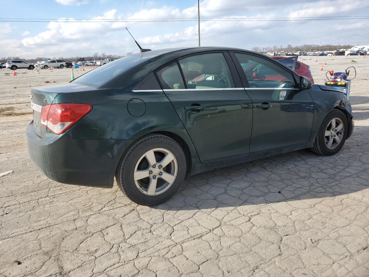 2014 Chevrolet Cruze - Image 3