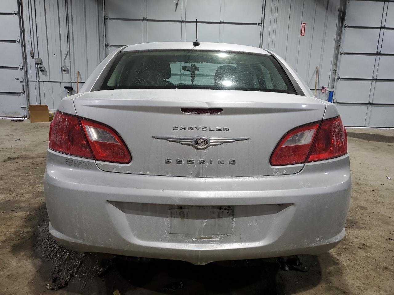 2010 Chrysler Sebring - Image 6