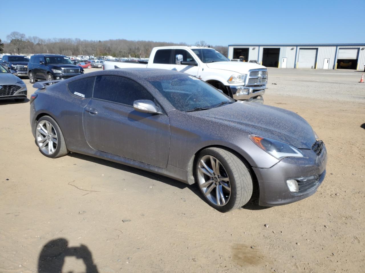 2012 Hyundai Genesis - Image 4