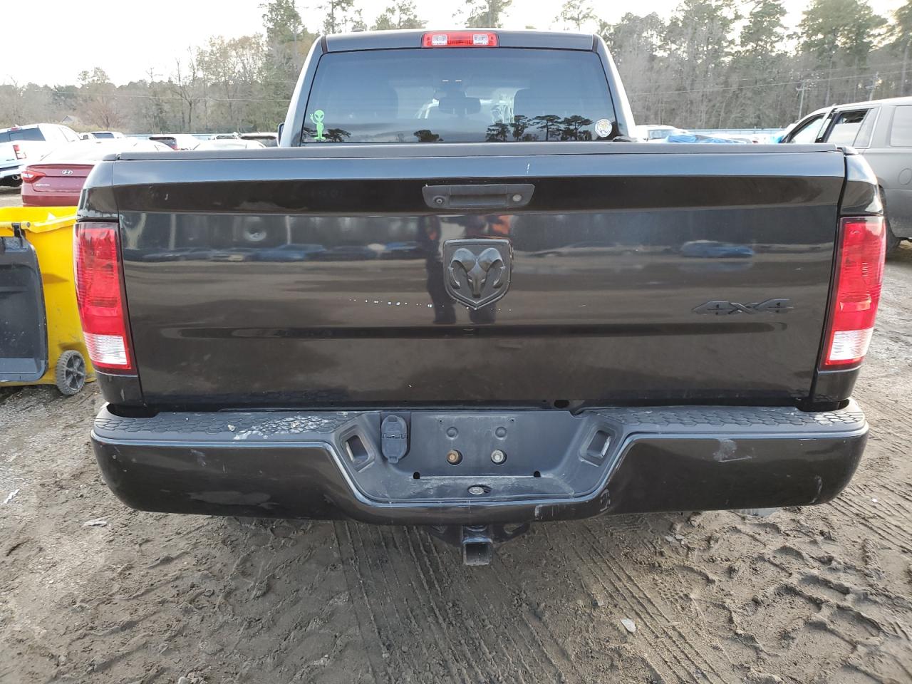 2017 RAM 1500 - Image 6