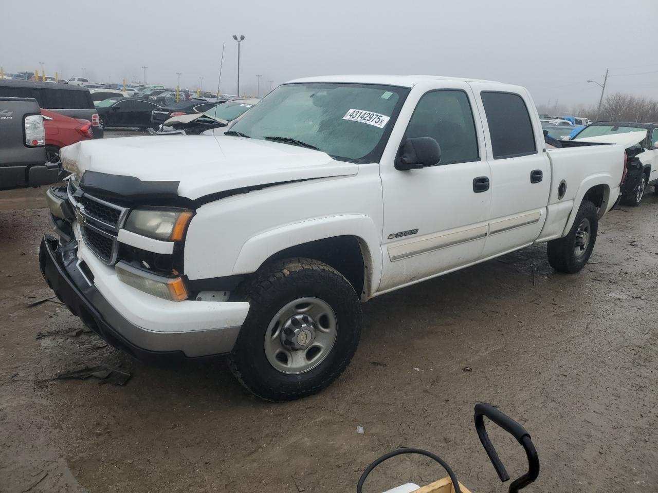 2007 Chevrolet Silverado - Image 1
