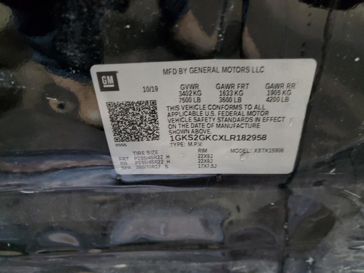 2020 GMC Yukon - Image 15