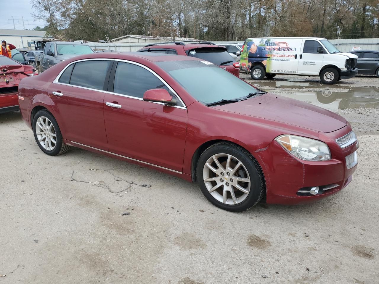 2011 Chevrolet Malibu - Image 4