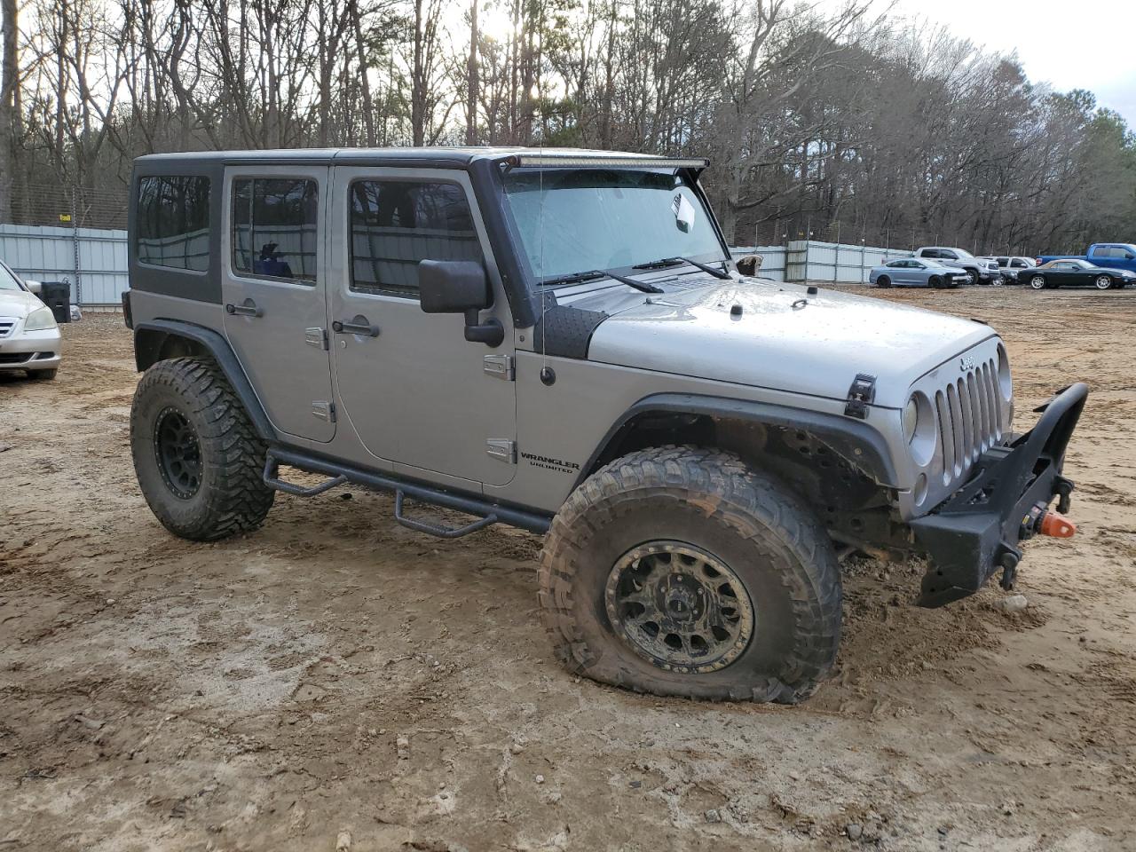 2016 Jeep Wrangler - Image 4