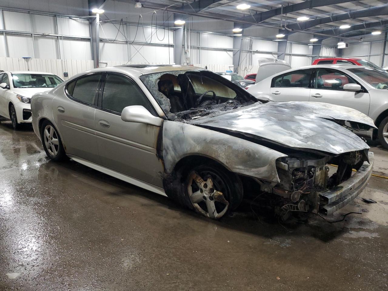 2008 Pontiac Grand Prix - Image 4