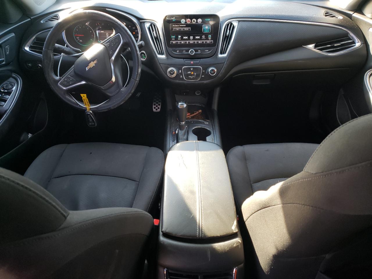 2017 Chevrolet Malibu - Image 8
